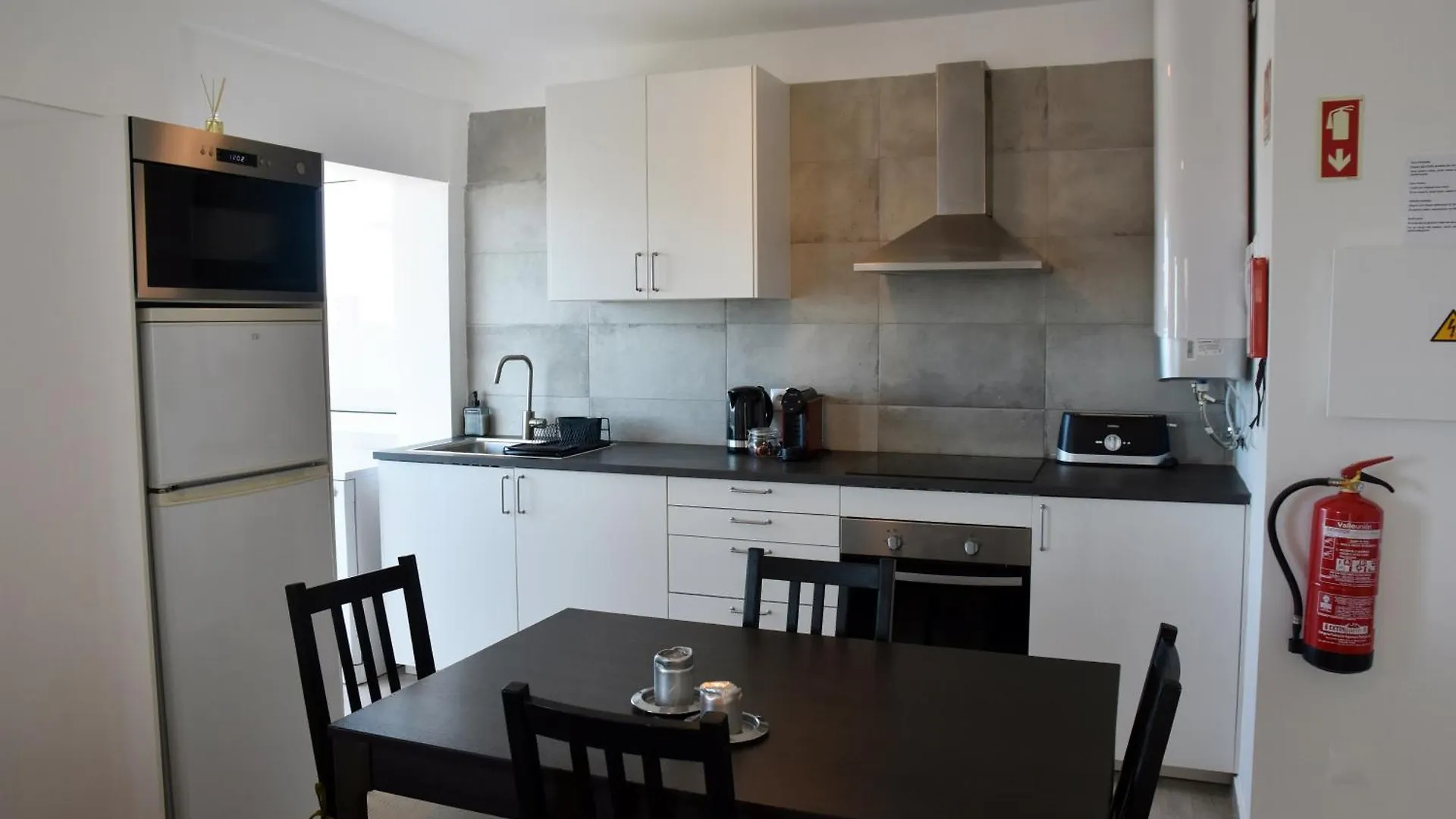Apartment Over The Beach Monte Gordo
